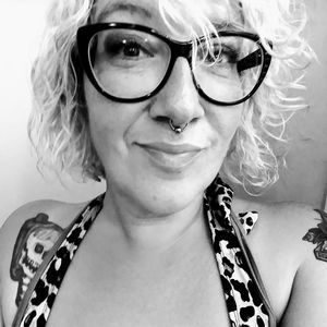 Meet your Posher, Constance